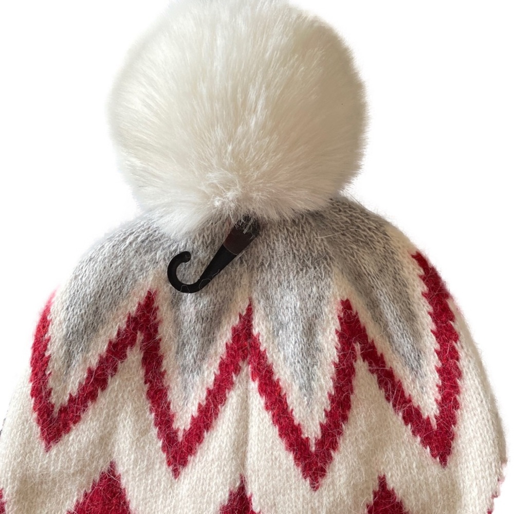 C.C BEANIE Make an offer - Picture 2 of 2